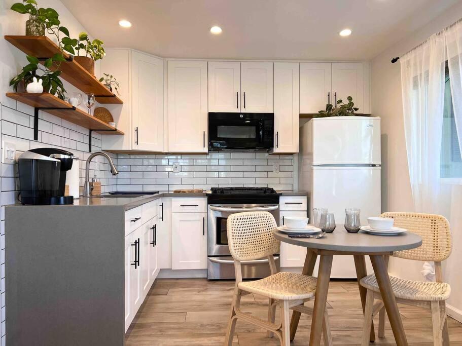 The Cozy Oasis - A Renovated And Modern Studio Near Lax + Sofi + Beaches + Freeway Lawndale Exterior foto